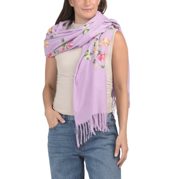 JESSICA MCCLINTOCK Lavender Embroidered Shawl With Fringe - Picture 1 of 2